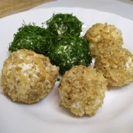 Закуска из брынзы с зеленью и орехами