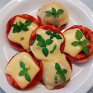 Закуска из колбасы