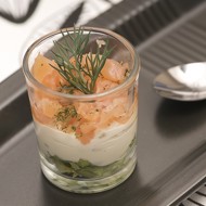 Закуска с копченым лососем