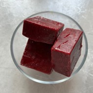 Замороженный чай с клюквой и лимоном