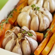 Запеченый чеснок с орегано