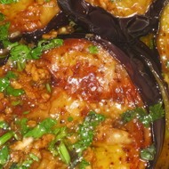 Запеченные баклажаны с моцареллой и пармезаном