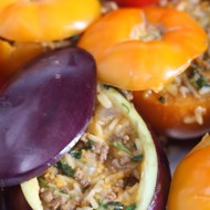 Запеченные фаршированные баклажаны в сметанном соусе