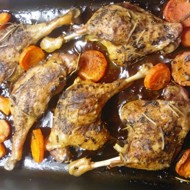 Запеченные утиные ножки