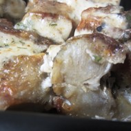 Запеченный минтай на луке и моркови