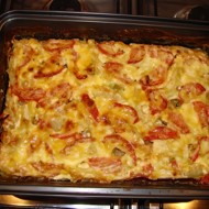 Запеченный сыр с овощами