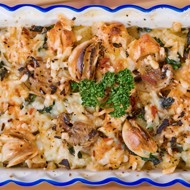 Запеченые ньокки с копченым окороком и цукини под сырным соусом