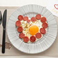 Завтрак для любимого на день святого Валентина