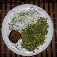 Зеленая паста со шпинатом, спаржей и козьим сыром