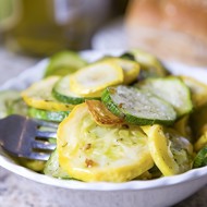 Жареные цукини с чесноком