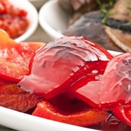 Жареные разноцветные перцы на гриле