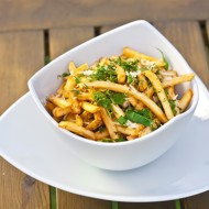 Жареный картофель с травами и сыром по-итальянски