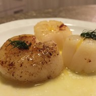 Жареный морской гребешок в апельсиновом соусе