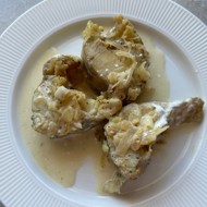 Жареный минтай с луком