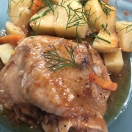 Жаркое с бедрышками