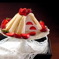 Желейный торт «Клубничная Шарлотта» без выпечки