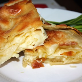 Ачма с сулугуни