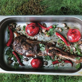 Баранья нога с 40 зубчиками чеснока