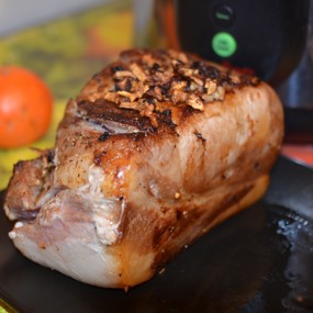 Буженина с чесноком в мультиварке