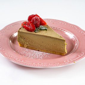 Чизкейк из авокадо без выпечки