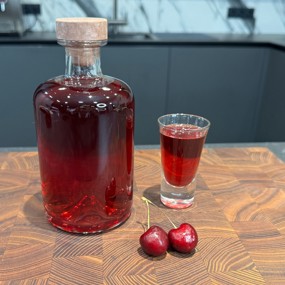 Домашняя настойка на черешне