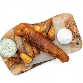 Фиш-энд-чипс с соусом тартар