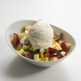 Фруктовый салат с яблоками