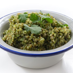 Гречка с ближневосточным соусом схуг