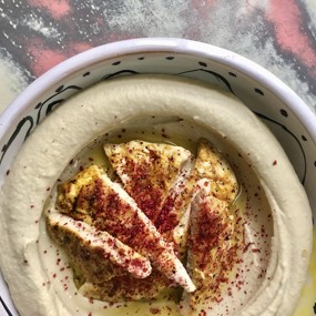 Хумус с курицей