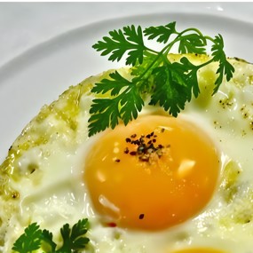 Яичница с кабачками на завтрак