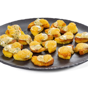 Канапе из картофеля с щучьей икрой