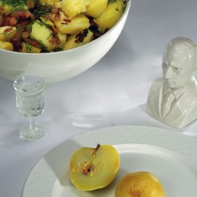 Картофель со шкварками