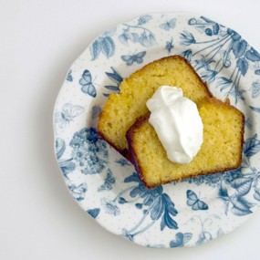 Кекс из семолы, кокосового ореха и мармелада