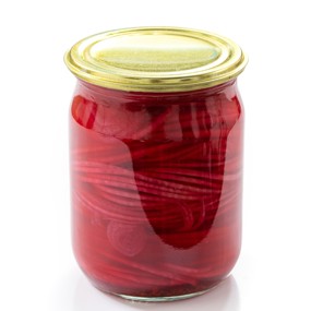 Красный лук на зиму в уксусном маринаде