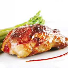 Курица на гриле в малиновом маринаде