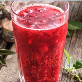 Малиновый сбитень с корицей