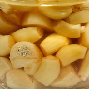 Маринованный чеснок на зиму