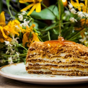 Медовик на заварном тесте с кремом из сгущенки