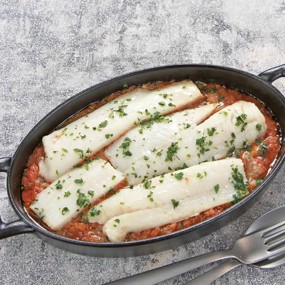 Минтай, запеченный с кабачковой икрой