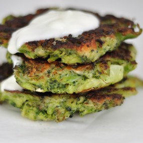 Оладьи из брокколи с сыром