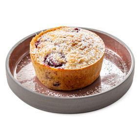 Овсяные маффины из кислого молока с вишней