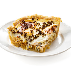 Пирог с консервированной рыбой и капустой