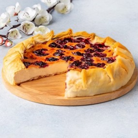 Пирог с вишней и рикоттой по-гречески