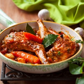 Рагу из кролика со сливами