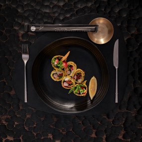 Салат с крабом и яйцом «Канье Уэст»