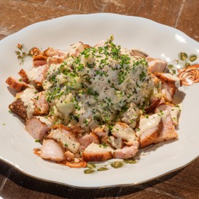 Салат со вчерашней индейкой