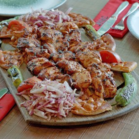 Куриный шашлык шиш-таук