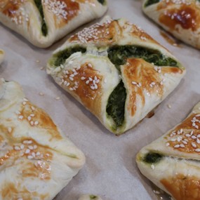 Слойки со шпинатом