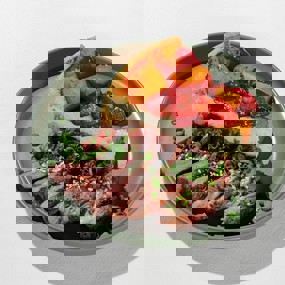 Соленый сырный пирог с ростбифом