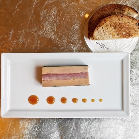 Террин из фуа-гра с копченым угрем